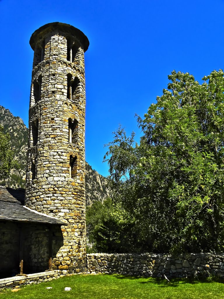 Església románica de Santa Coloma - Andorra la Vella - Principat d'Andorra - Catalunya by Franc Bardou