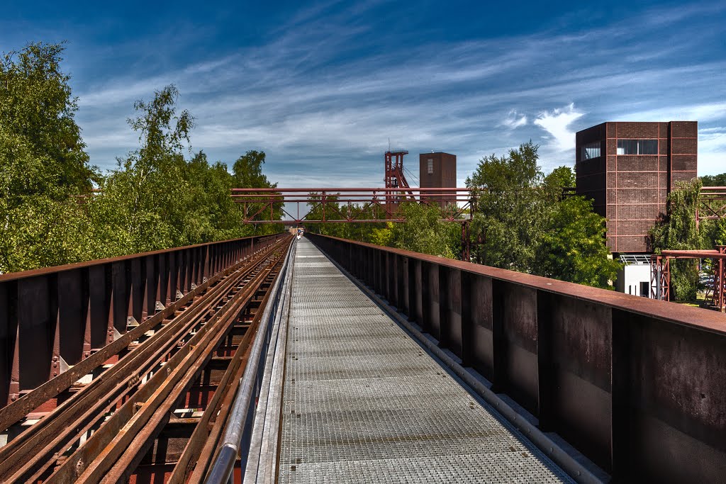 Industrielandschaft mitten im Ruhrgebiet by IFL BO