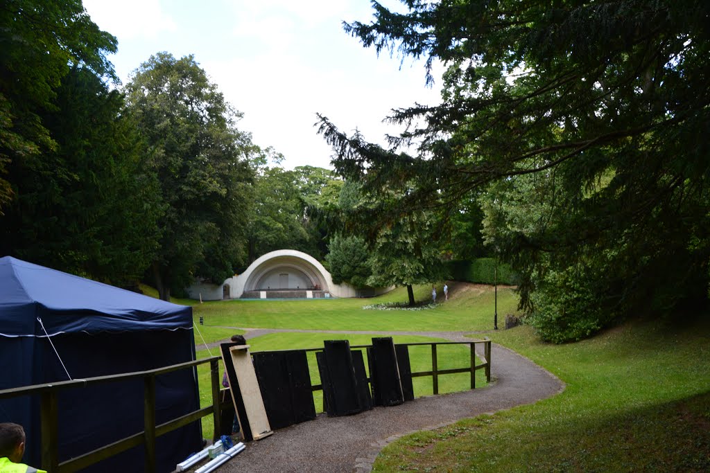 2015-08-07 The Swindon Bowl, Town Gardens Swindon by Mummervideo