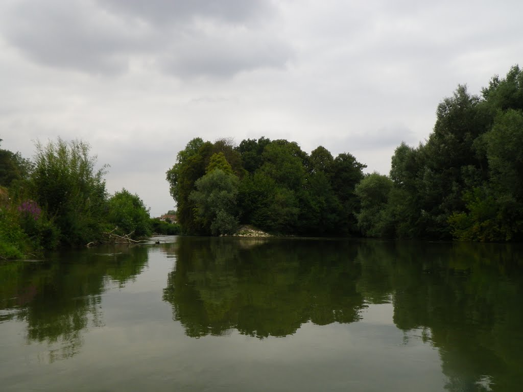 En canoë sur la Seine - 08/08/2015 - RT by Storm Chaser 10 - Th…