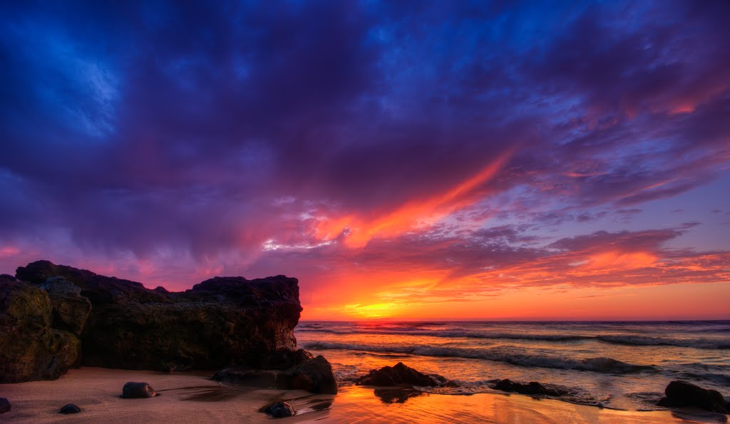 Atardecer Playa del Viejo Rey by Jose Manuel Cruz