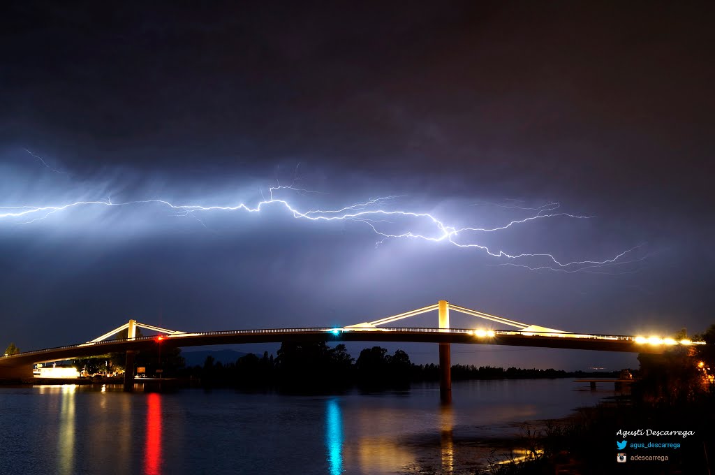 Tempesta de llamps sobre el Pont Lo Passador by Agustí Descarrega So…