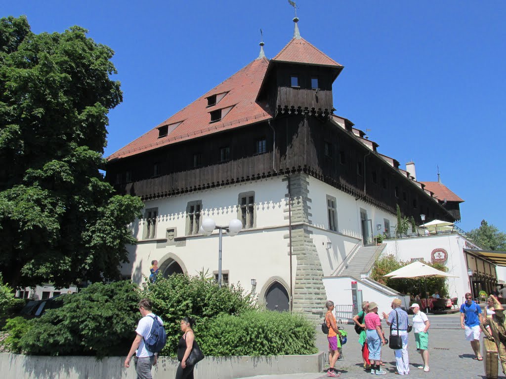 Konstanzer Konzilgebäude am Hafen by Baden de