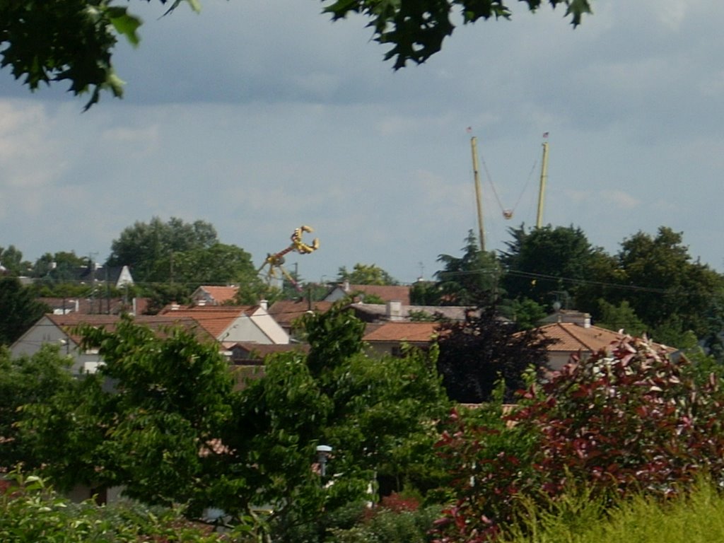 Zoom Fête Foraine by Panoramio