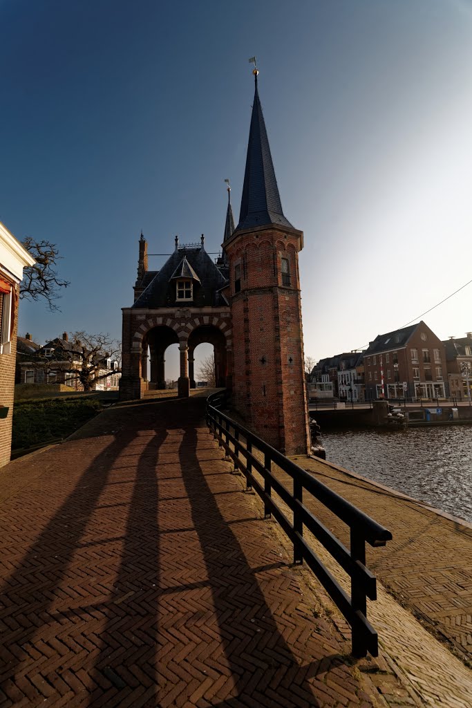 Sneek - Waterpoortsgracht - View SSE on Waterpoort 1613 by txllxt TxllxT