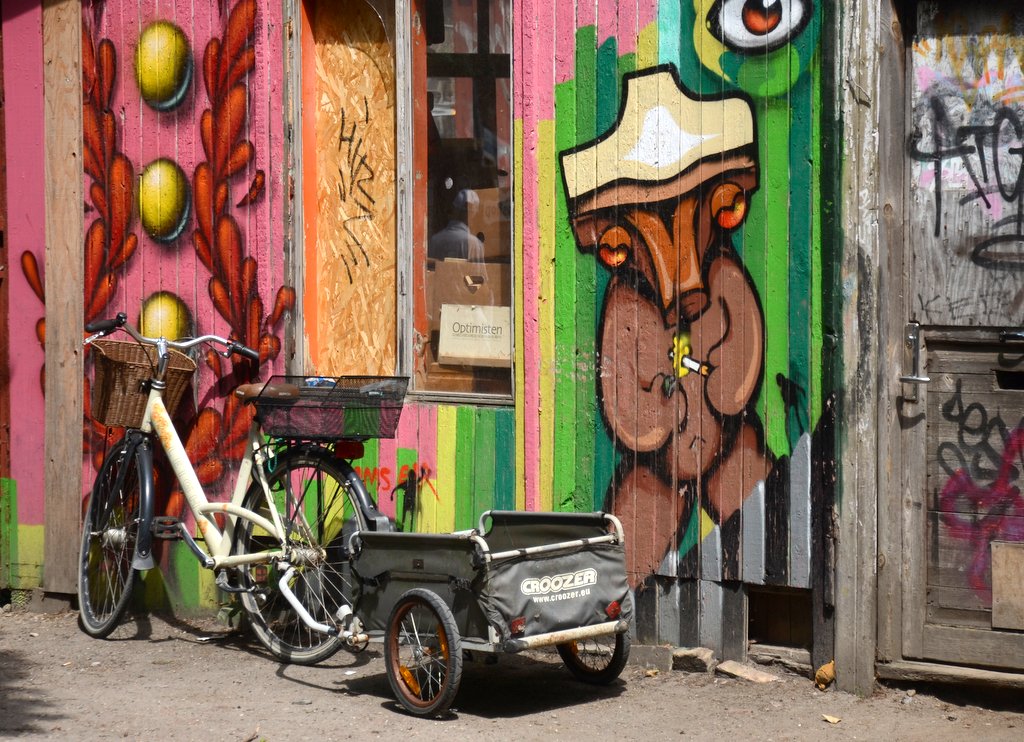 Colourful corner in Copenhagen by Mimmo Feminò