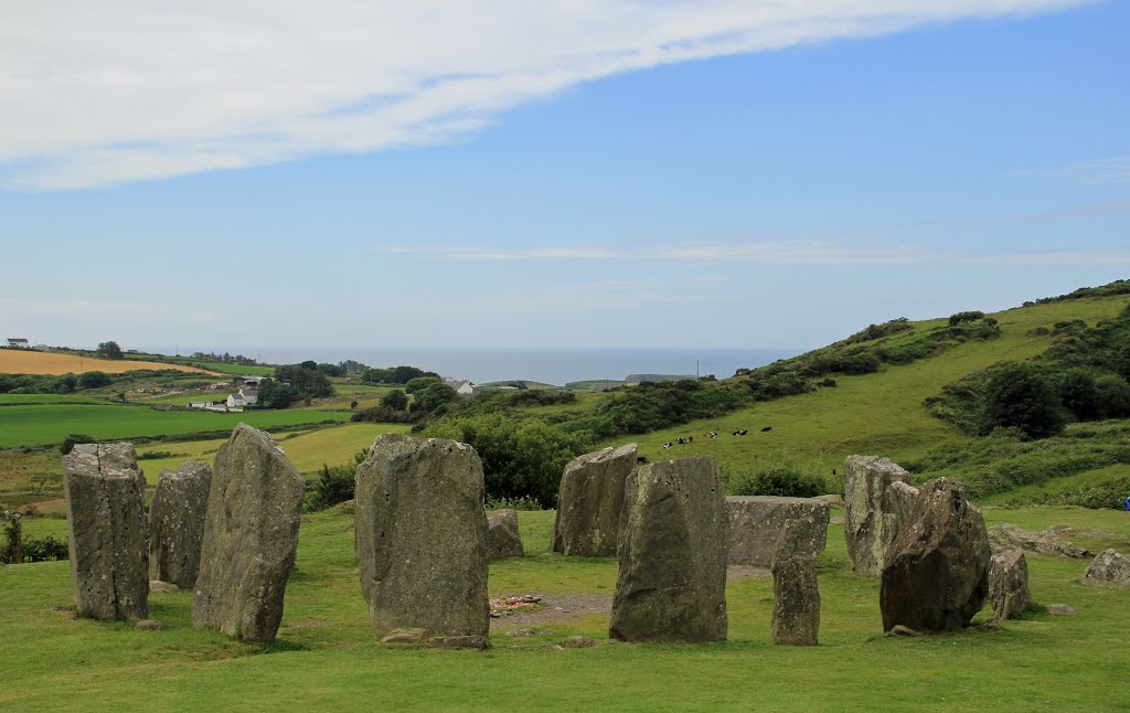 Drombeg, Co. Cork, Ireland by Cravens