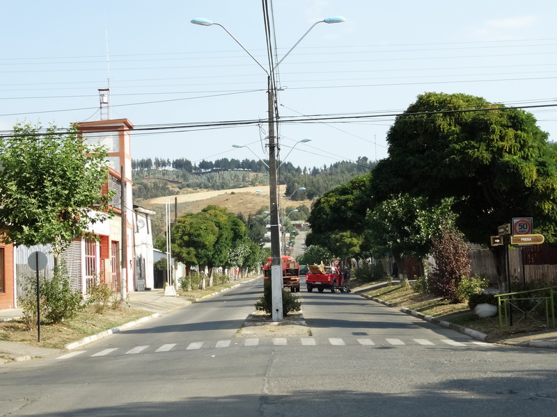 Avenida Independencia hacia el sur by Oscar Fernández C