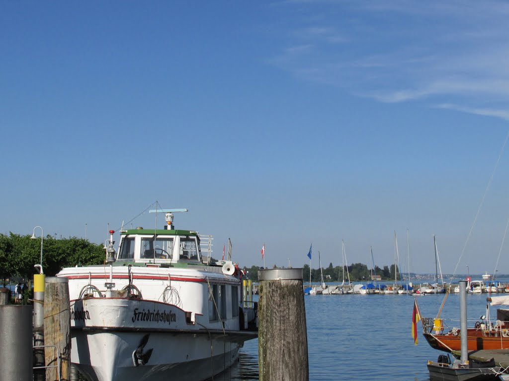 Die " Friedrichshafen " im Konstanzer Hafen by Baden de