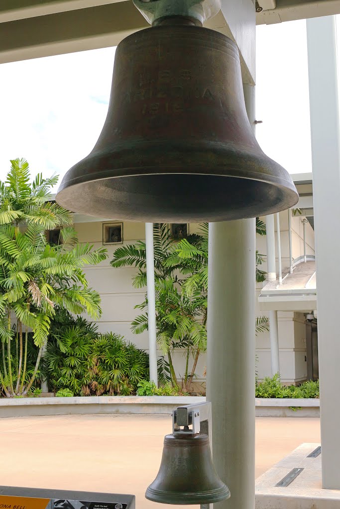 World War II Valor in the Pacific Monument, Pearl Harbor, Honolulu by Bob Linsdell