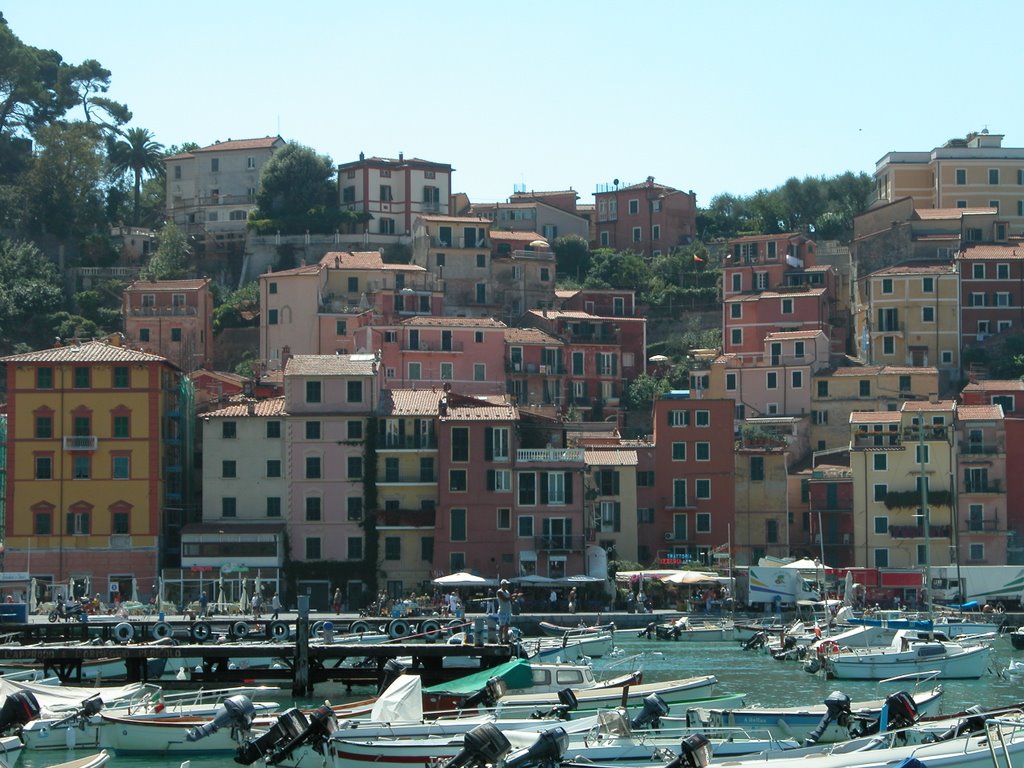 Lerici (2004-08-28) by lschmuhl