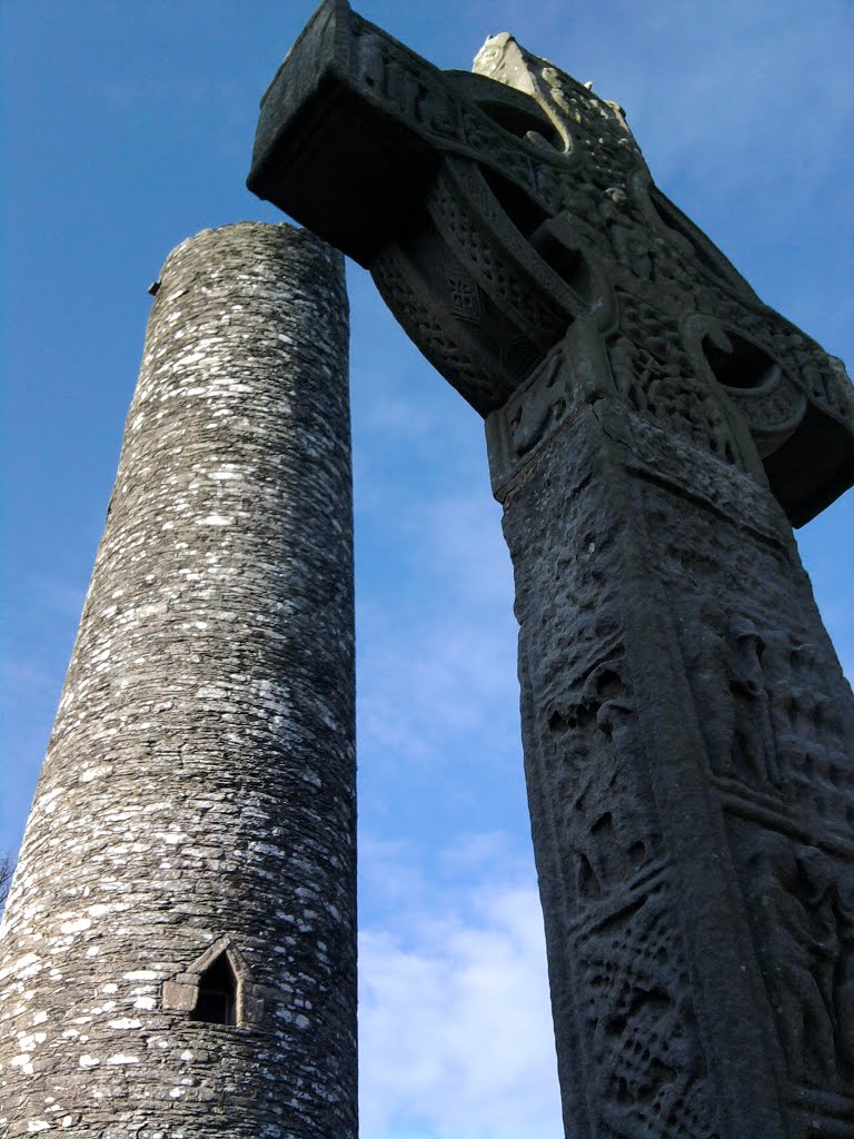 Monasterboice, Co. Louth, Ireland by csaba h