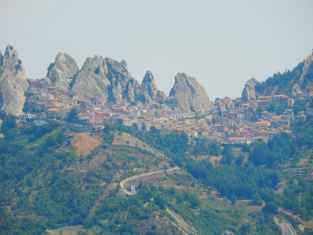 Castelmezzano, Italia by Sandra Pires