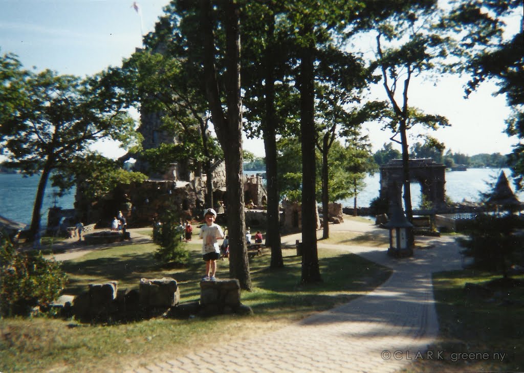 © Boldt Castle 1997 by Geraldine Clark