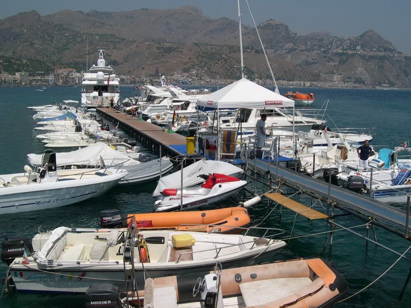 Giardini Naxos by Pietro Rapisarda