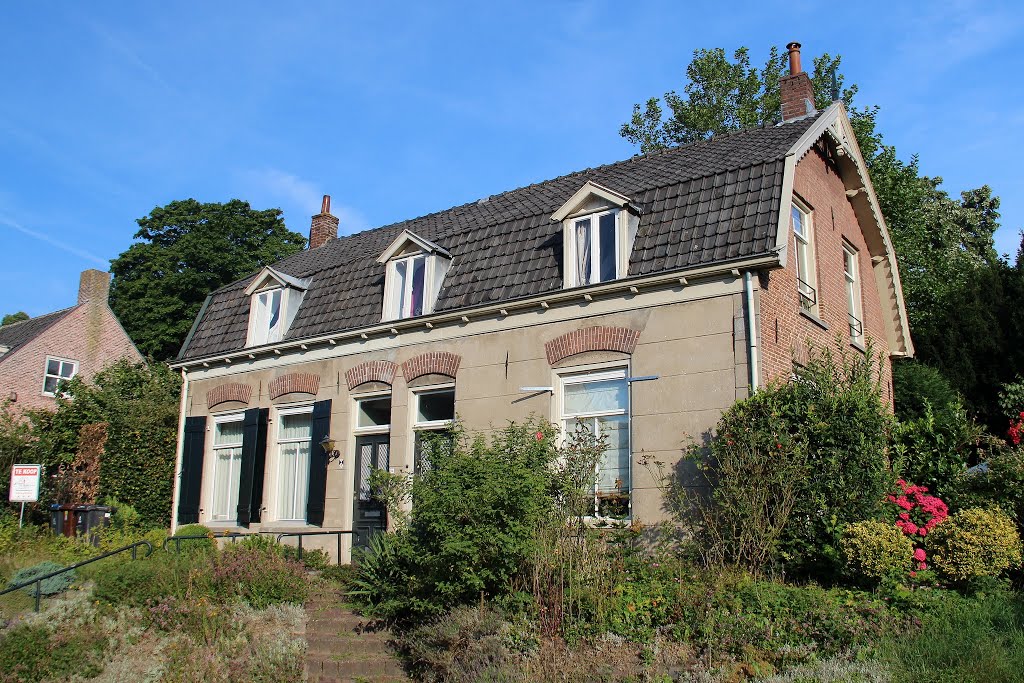 Amerongen - Nederstraat 14 en 16 : Dubbel woonhuis by John Scholte