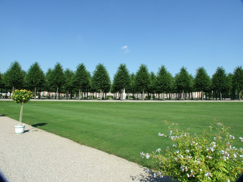 Schwetzingen, Schlossgarten by mikumju