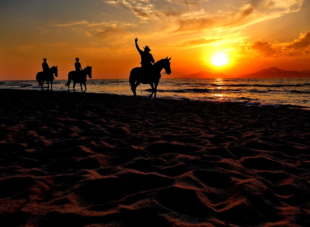 Sonnenuntergang am Strand von Marmari auf Kos by frferdd