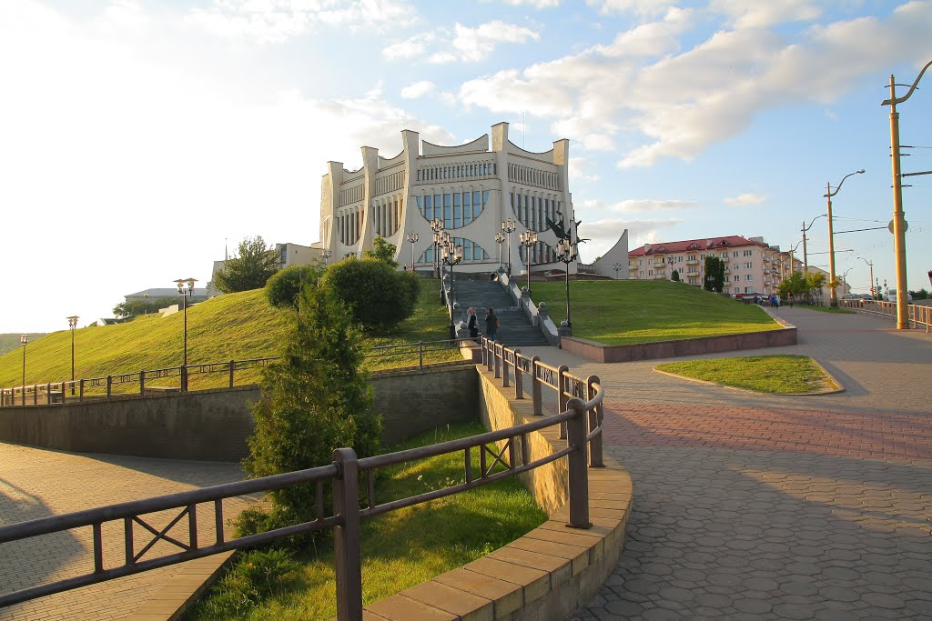 Leninsky, Grodno, Belarus by Anjey Minski