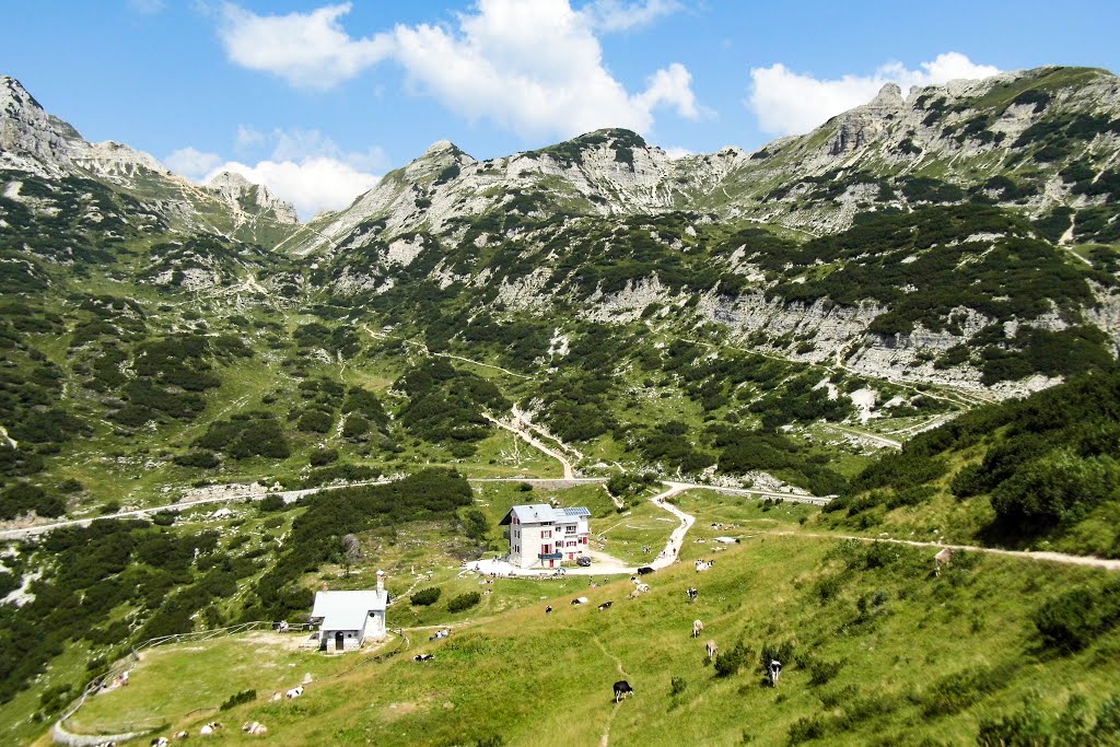 Rifugio Pompeo Scalorbi (Riserva Naturale di Campobrun) by Ronald Menti