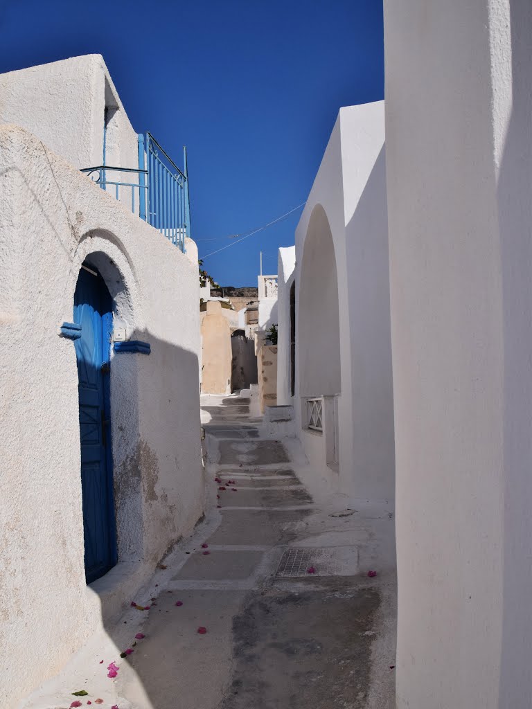 By zerkos, Greece, Santorini Island, Emporeio by Zer kos