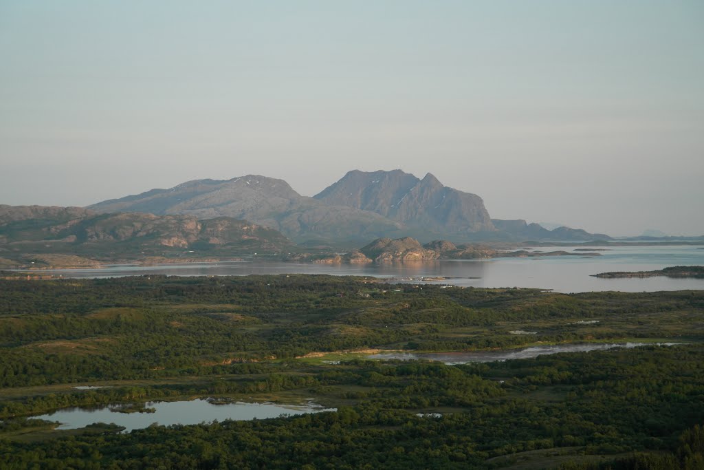 Dønnamannen, Dønna, Helgeland, Nordland, Norway by trolvag