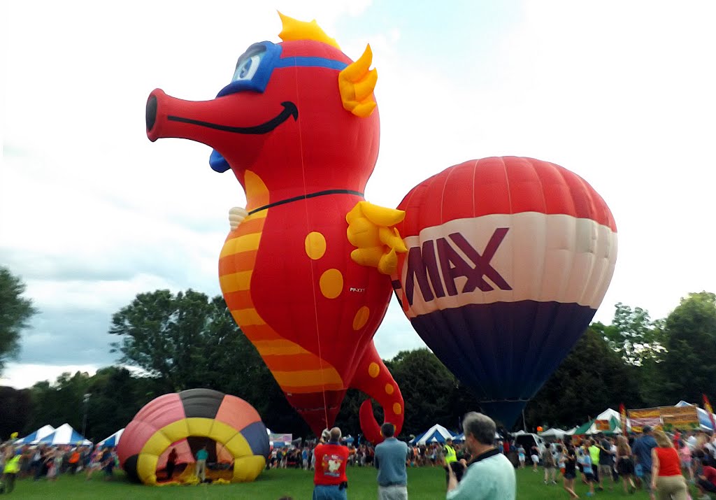 © Spiediefest 7/31/15 (Neptune seahorse) by Geraldine Clark