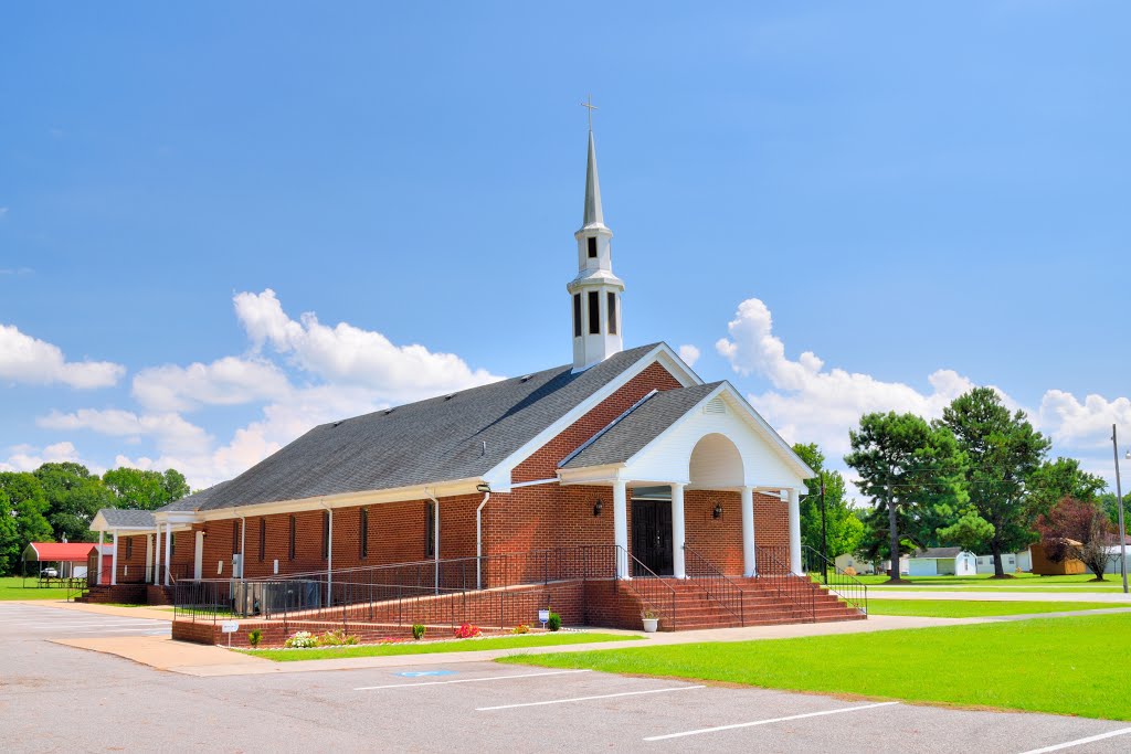 NORTH CAROLINA: CAMDEN COUNTY: SOUTH MILLS: Open Door Christian Fellowship, 172 Nosay Road (NC 1224) by Douglas W. Reynolds,…