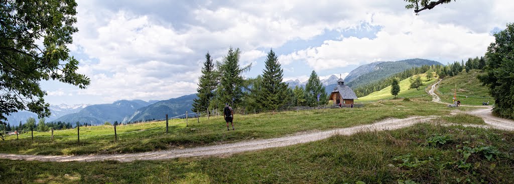 Planina Uskovnica by Valter Erzetič New