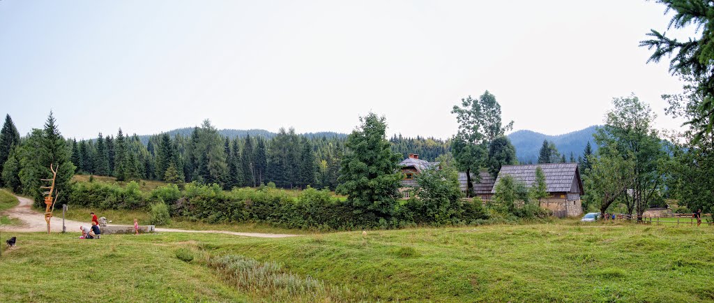 Planina Uskovnica by Valter Erzetič New