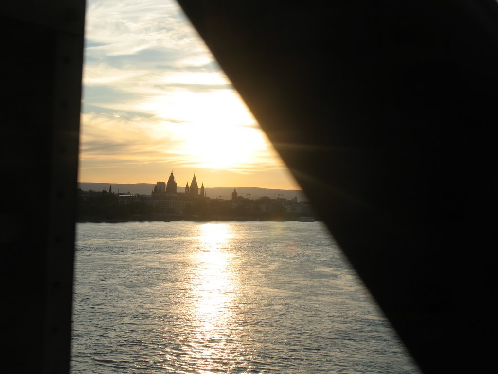 Mainz from Sudbrucke (from the train window) by Elena Zakamaldina