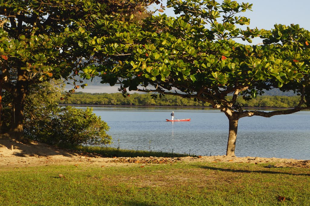 Vila de Marujá (Canal de Ararapira) - Ilha do Cardoso - SP by Andre Pimentel