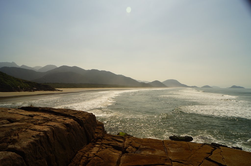 Praia de Lages - Ilha do Cardoso - SP by Andre Pimentel