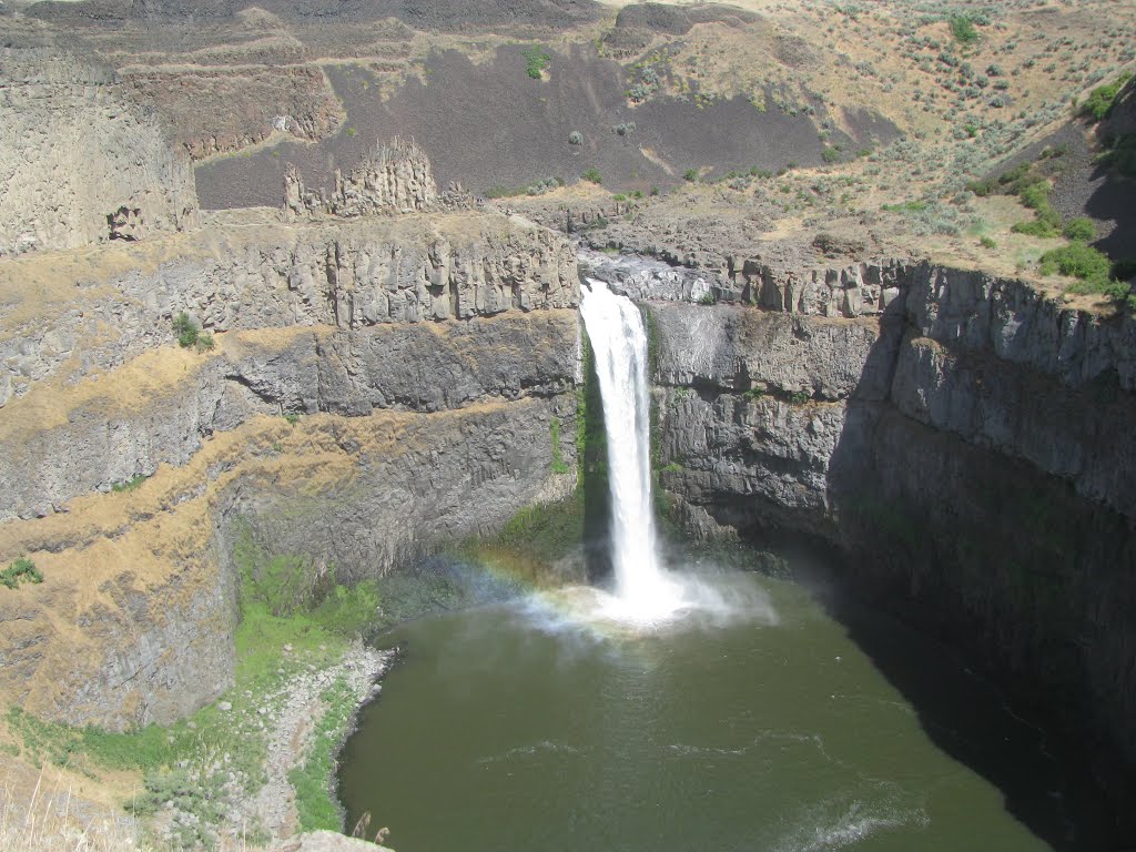 Palouse Falls by adaviel