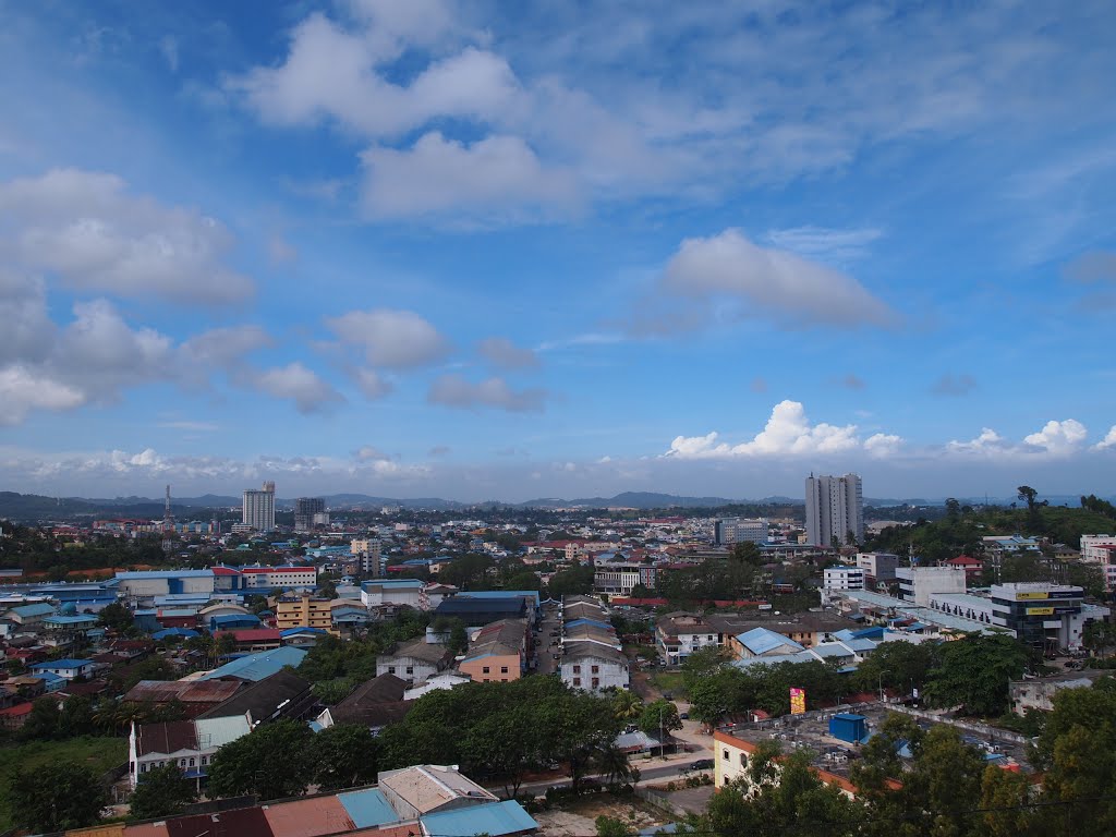 View from a hill by ming_tweets