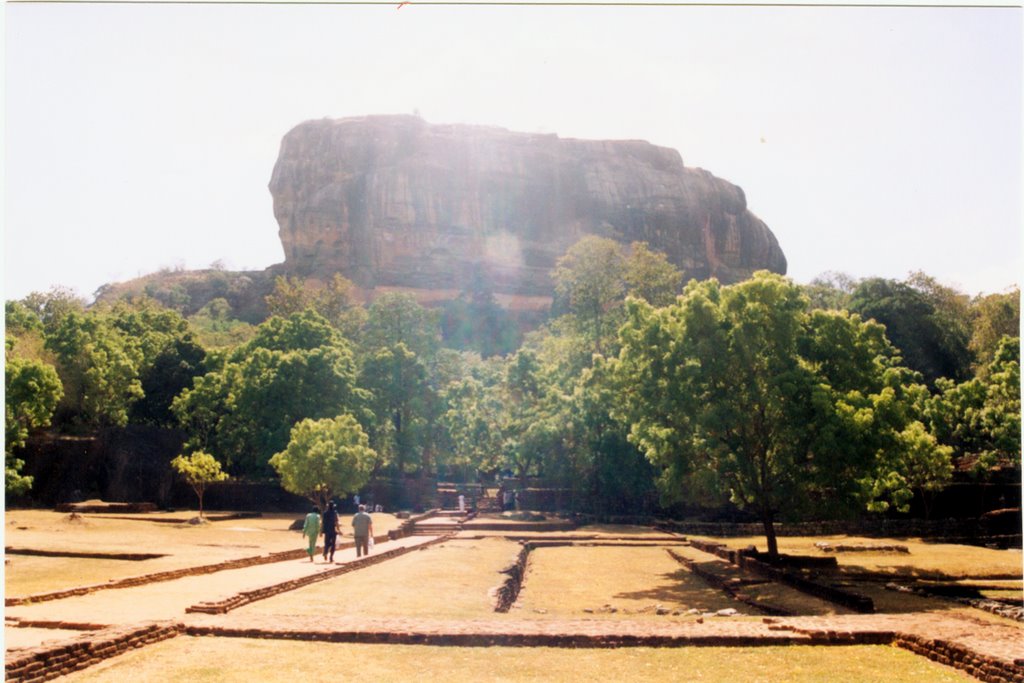 Sigiriya Rock by NiranjanVaidyakulara…