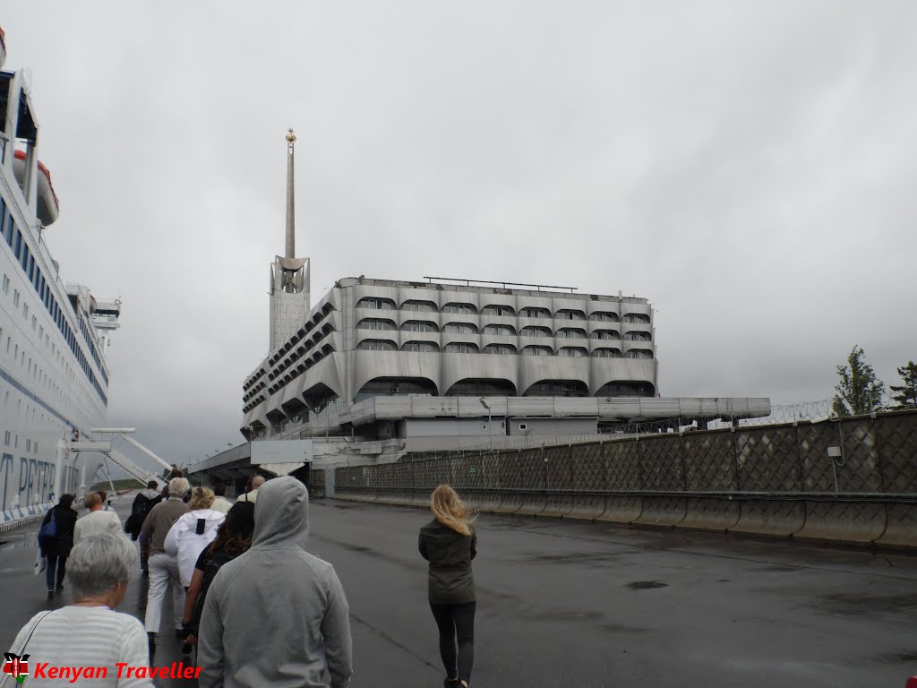 Disembarkment at St. Petersburg by Kenyan Traveller