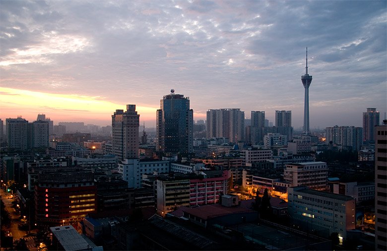 成都的黎明_Chengdu at dawn by qule