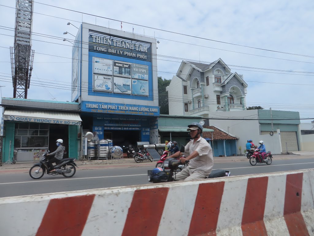 Hiệp Thành, tp. Thủ Dầu Một, Bình Dương, Vietnam by Dần Lê