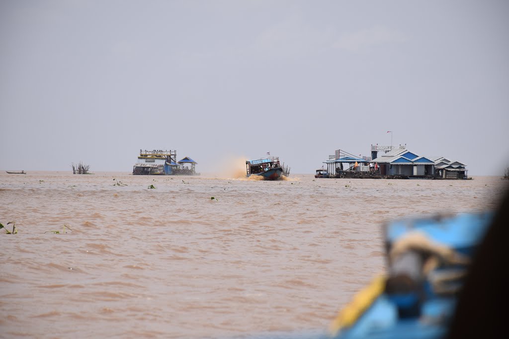 Tonle Sap Lake - Cambodia - 2015 by Ole Holbech