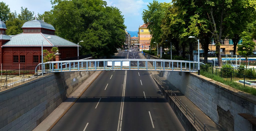 New pedestrian crossing Miramarska by igelineo