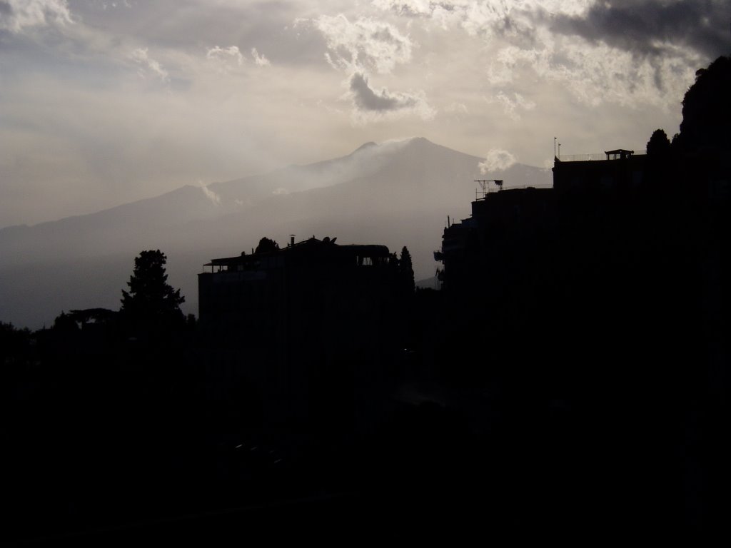 Taormina - Blick zum Ätna by olaf-eidelstedt