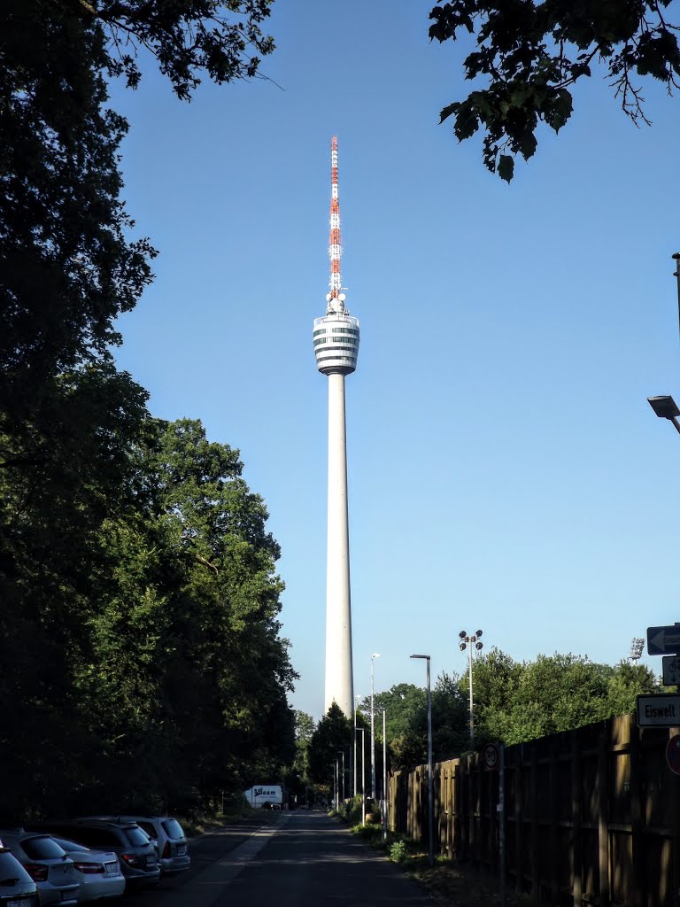 Stuttgart, Fernsehturm by Kurdo Kolenko