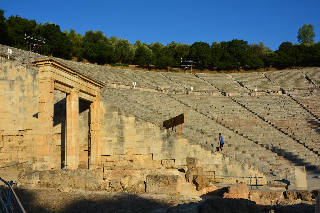 Epidauros - 20-07-2015 - by Robi by Robi Robi