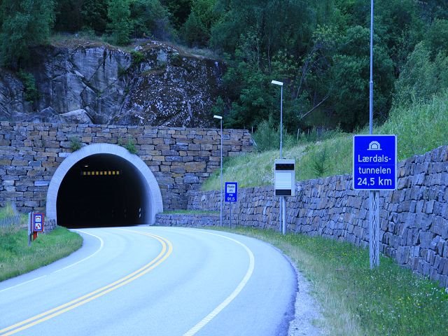 Lärdalstunnel 24,5 km by peddak69