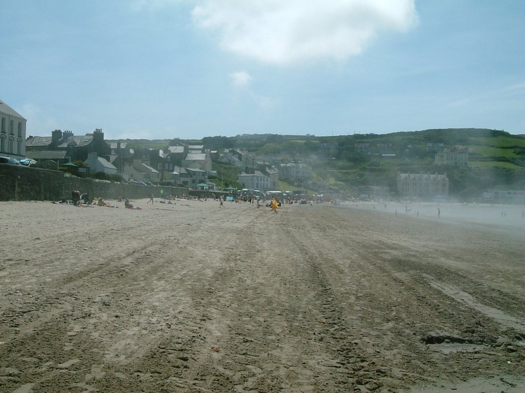 Sea mist encroaches Port Erin beach. by Hadrian_Briggs