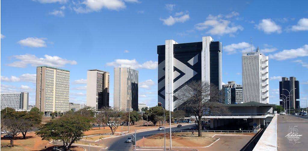 Setor Bancário Sul e Setor de Autarquias, (zona central), Brasília by Rubens Craveiro