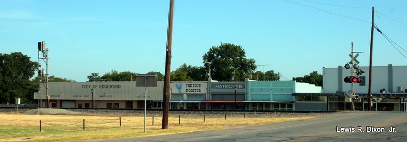 Edgewood, TX 75117, USA by Xonid1