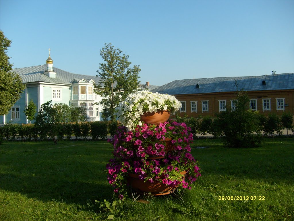 Diveyevo, Nizhny Novgorod Oblast, Russia, 607320 by Светлана Дмитриева