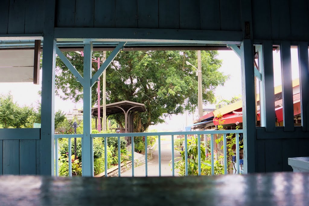 天送埤車站售票口 Ticketing Window of Tiansongpi Station by lienyuan lee